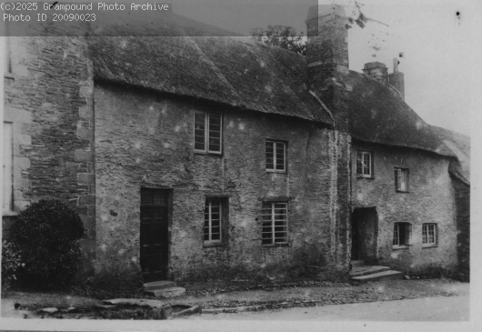 Picture of Manor house, Fore Street