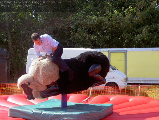 Picture of Grampound Carnival 2005