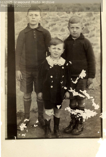 Picture of 3 Edwards Boys