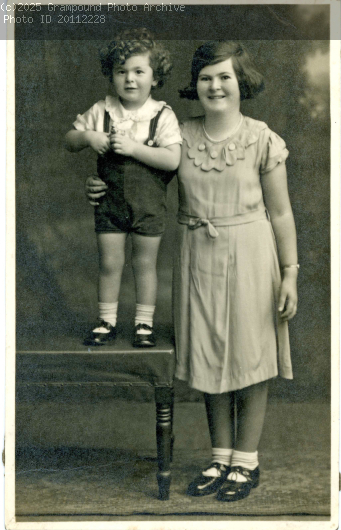 Picture of Doreen and Leslie Mannell