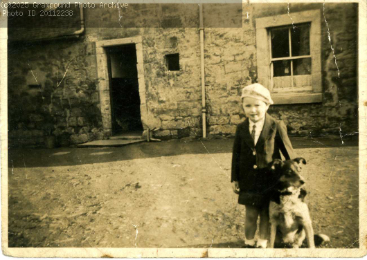 Picture of Joan Mannell later Priddle