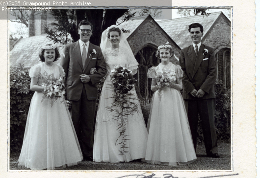Picture of Val and Roy Cundy wedding 1958