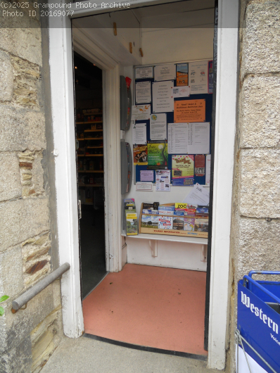 Picture of Last Day at The Hollies Store - Entrance