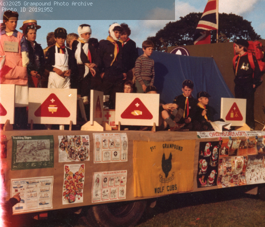 Picture of Wolf cubs carnival float 